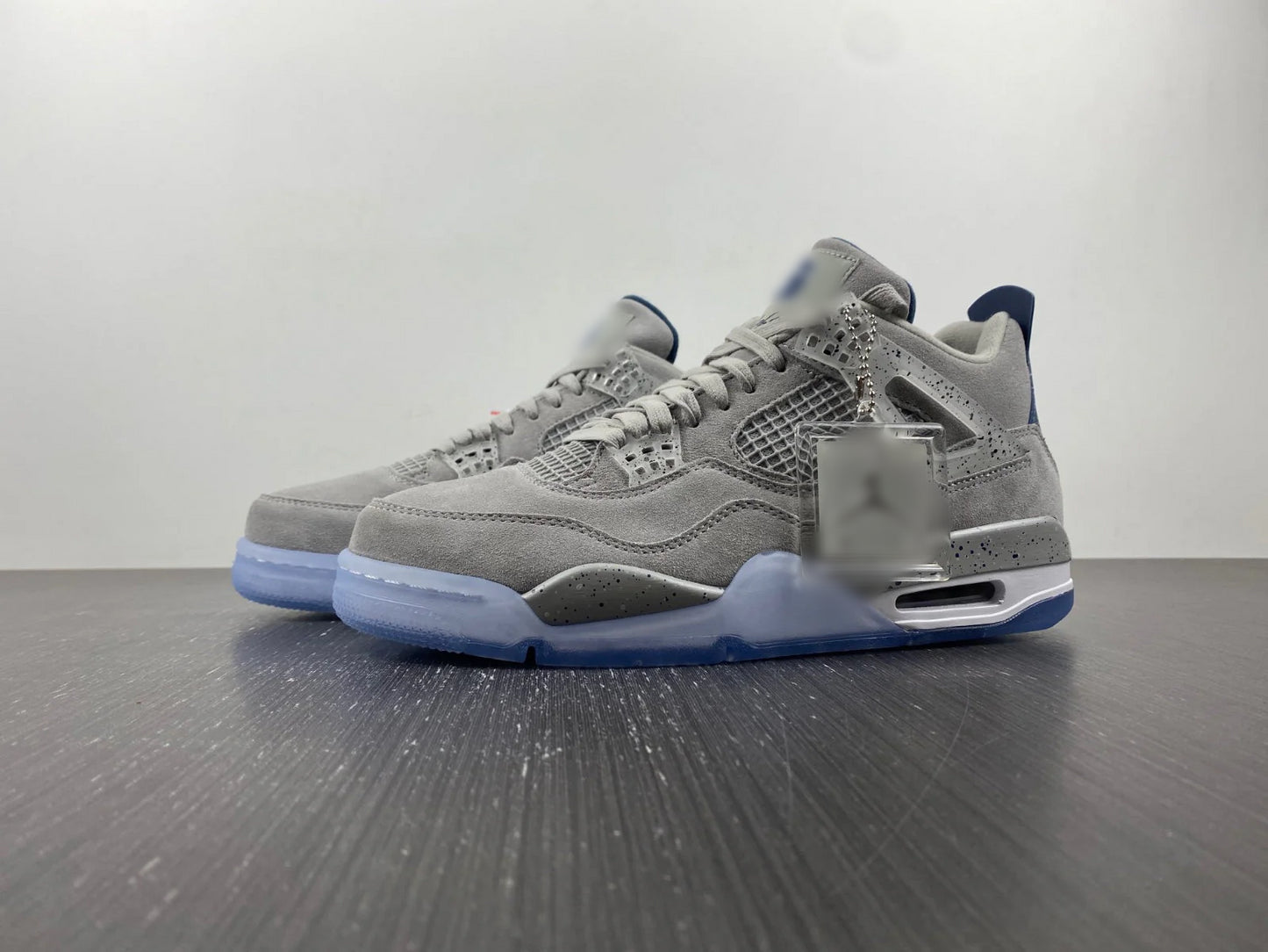 Georgetown PE Sneakers